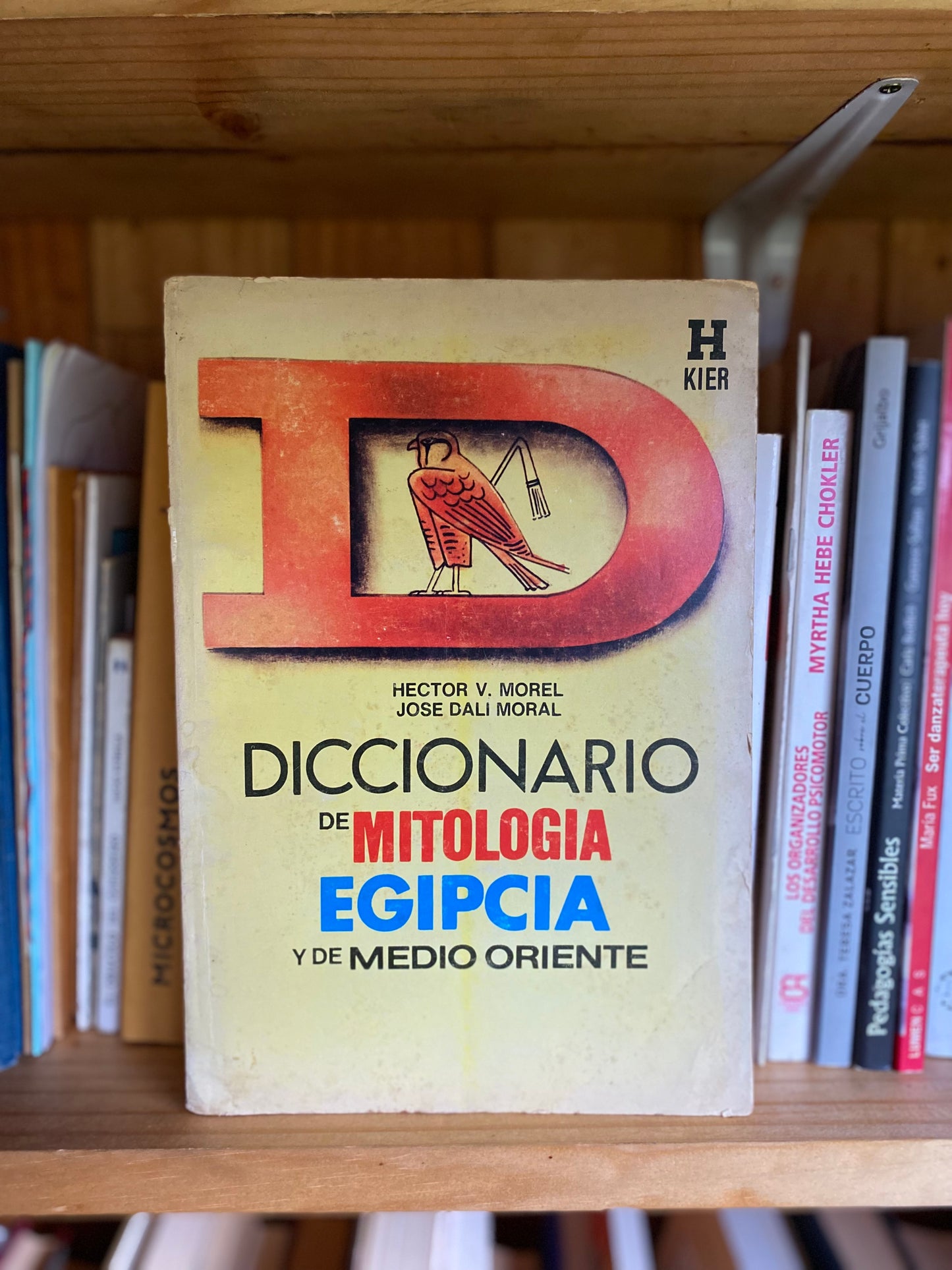 Diccionario de Mitología egipcia y de Medio Oriente