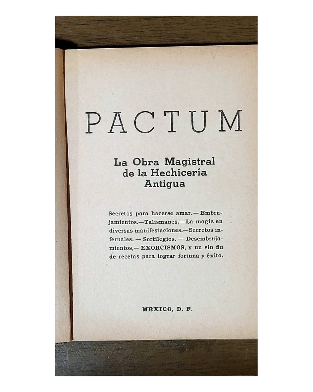 Pactum: La Obra Magistral de la Hechicería Antigua — pagina_titulo_2